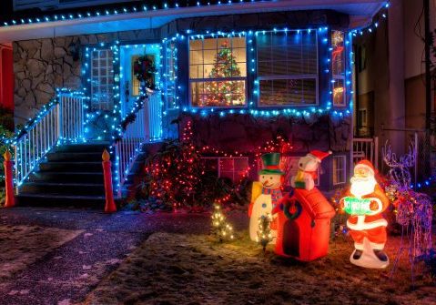 Tips for hanging Holiday Lights